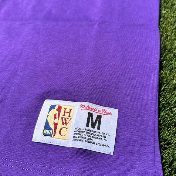 Los Angeles Lakers Mitchell & Ness City of Angels SS Tee Size Medium Purple NWT - Picture 5 of 9